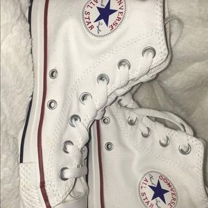 Meet your Posher, Mercedes